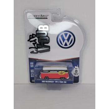 Greenlight 1:64 Volkswagen Type 2 Panel Van Pennzoil